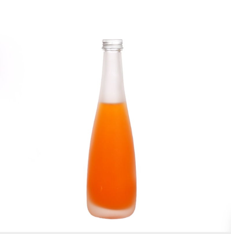 Стаклено шише со проѕирна и замрзната вода од 500 ml (1)