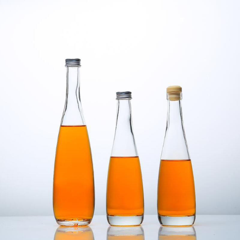 500 ml sklenená fľaša na čistú a matnú vodu (2)